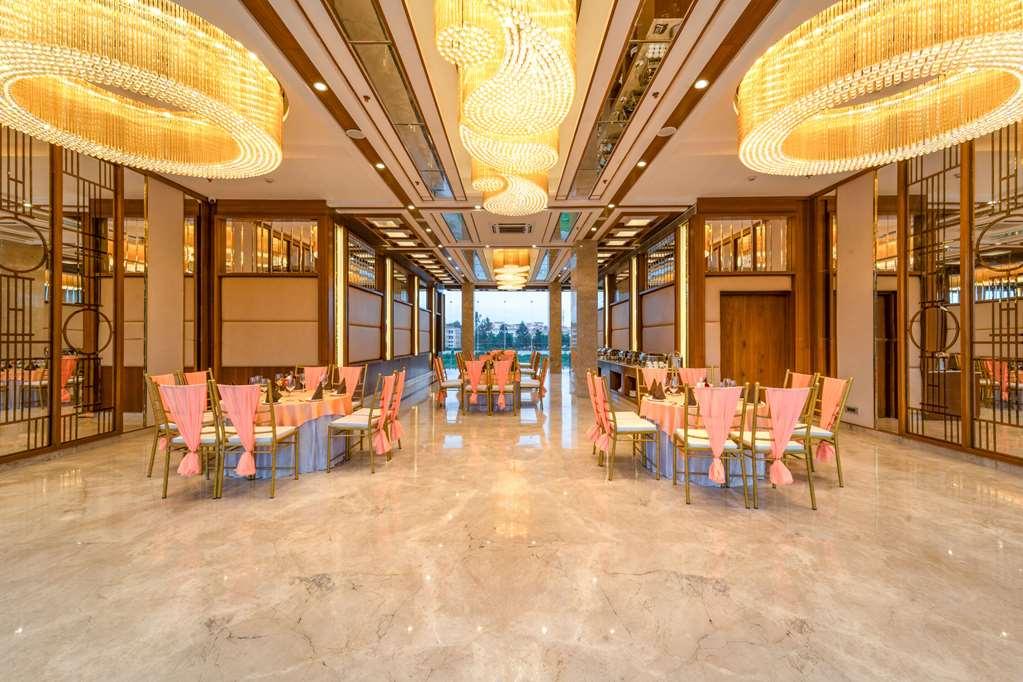 Clarion Hotel Epicure Dehradun Facilities photo