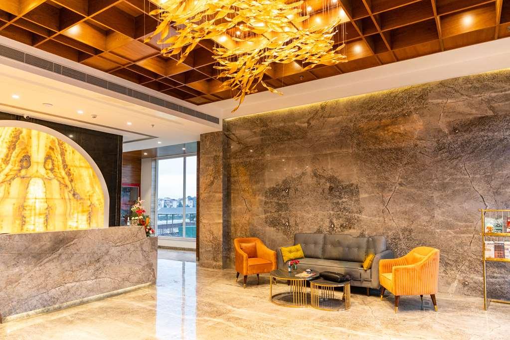 Clarion Hotel Epicure Dehradun Interior photo